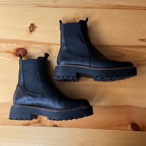 Sam Edelman Laguna Chelsea Boots